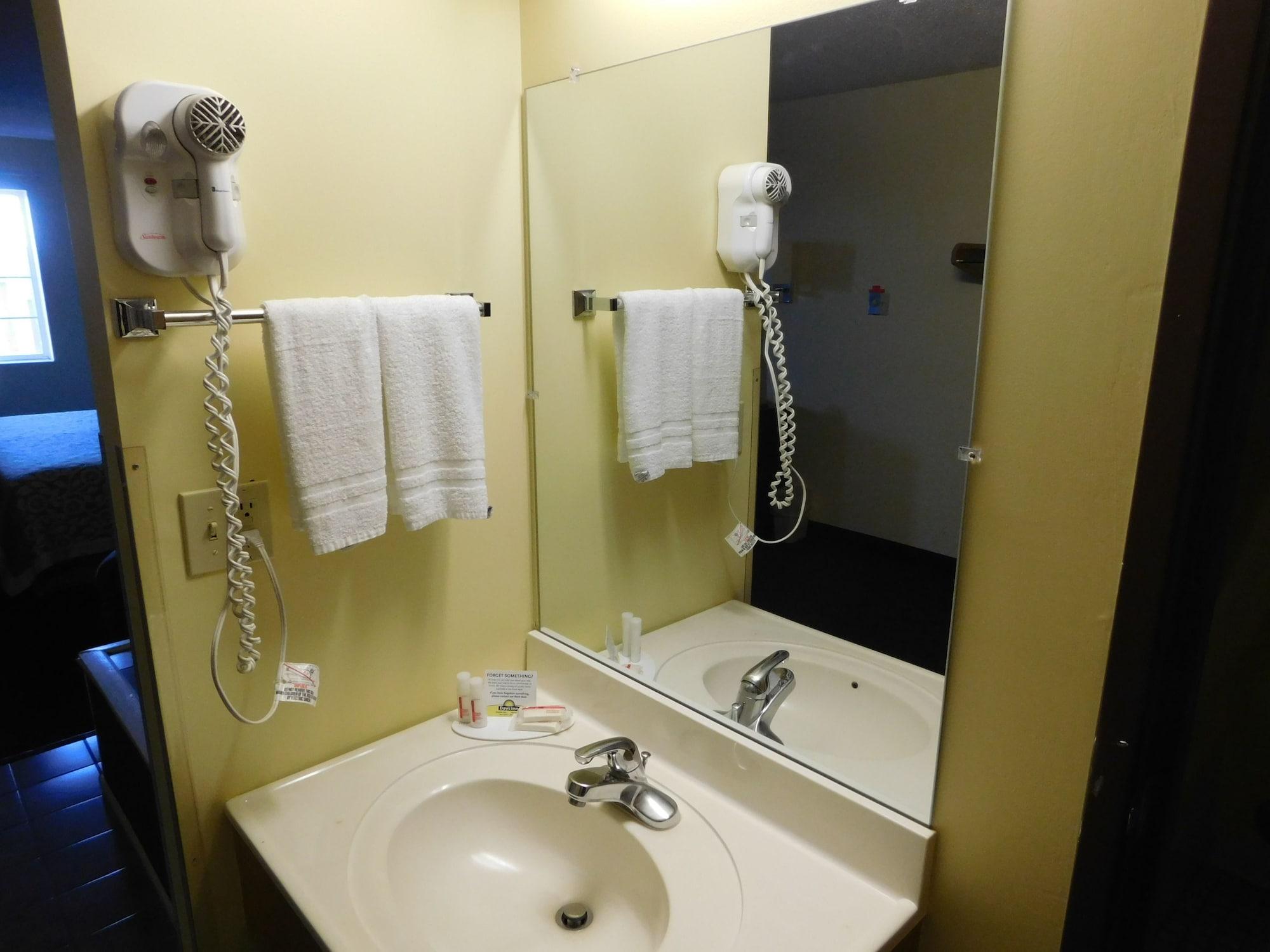 Days Inn By Wyndham Lexington Ne Luaran gambar