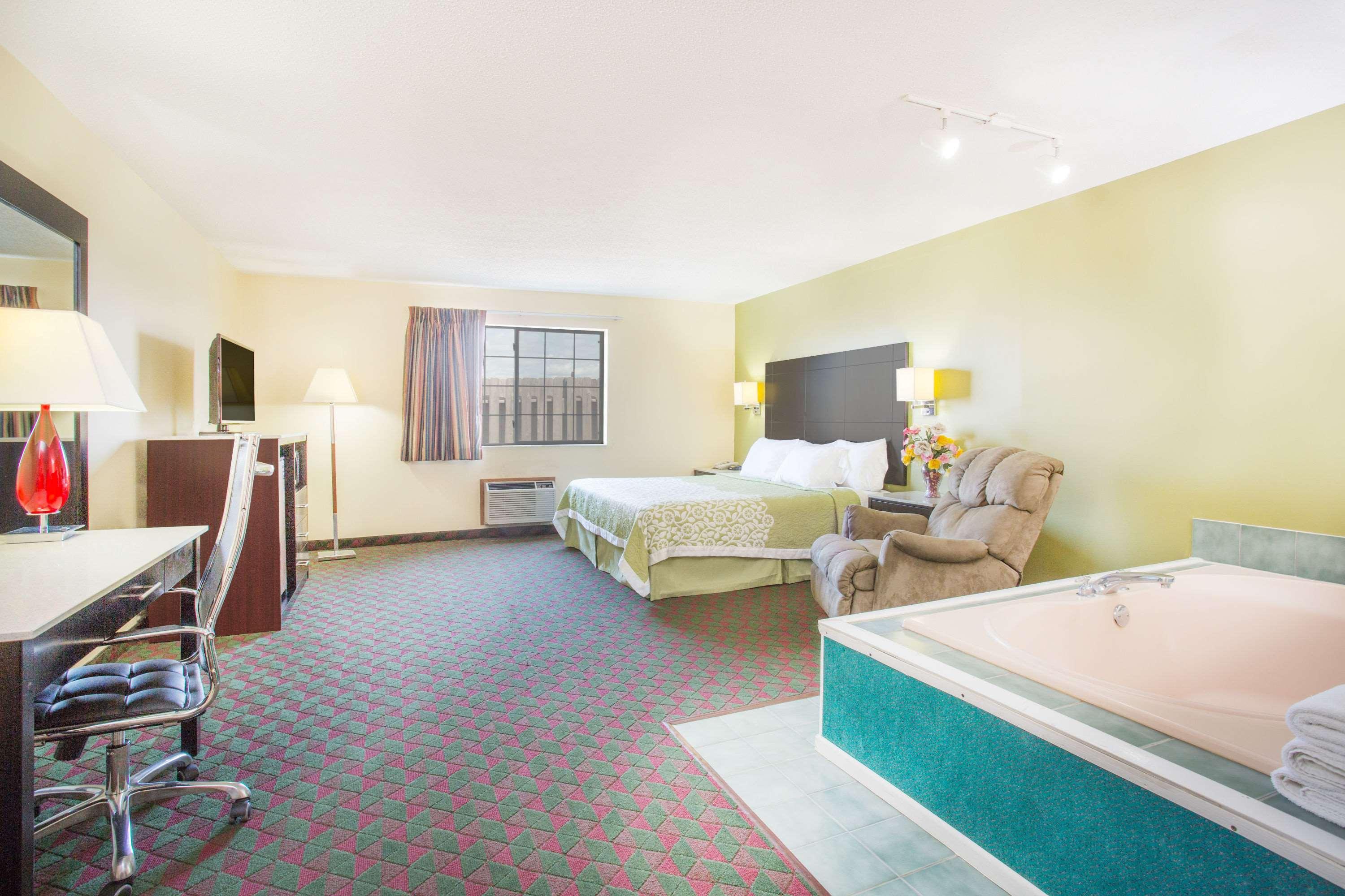 Days Inn By Wyndham Lexington Ne Luaran gambar