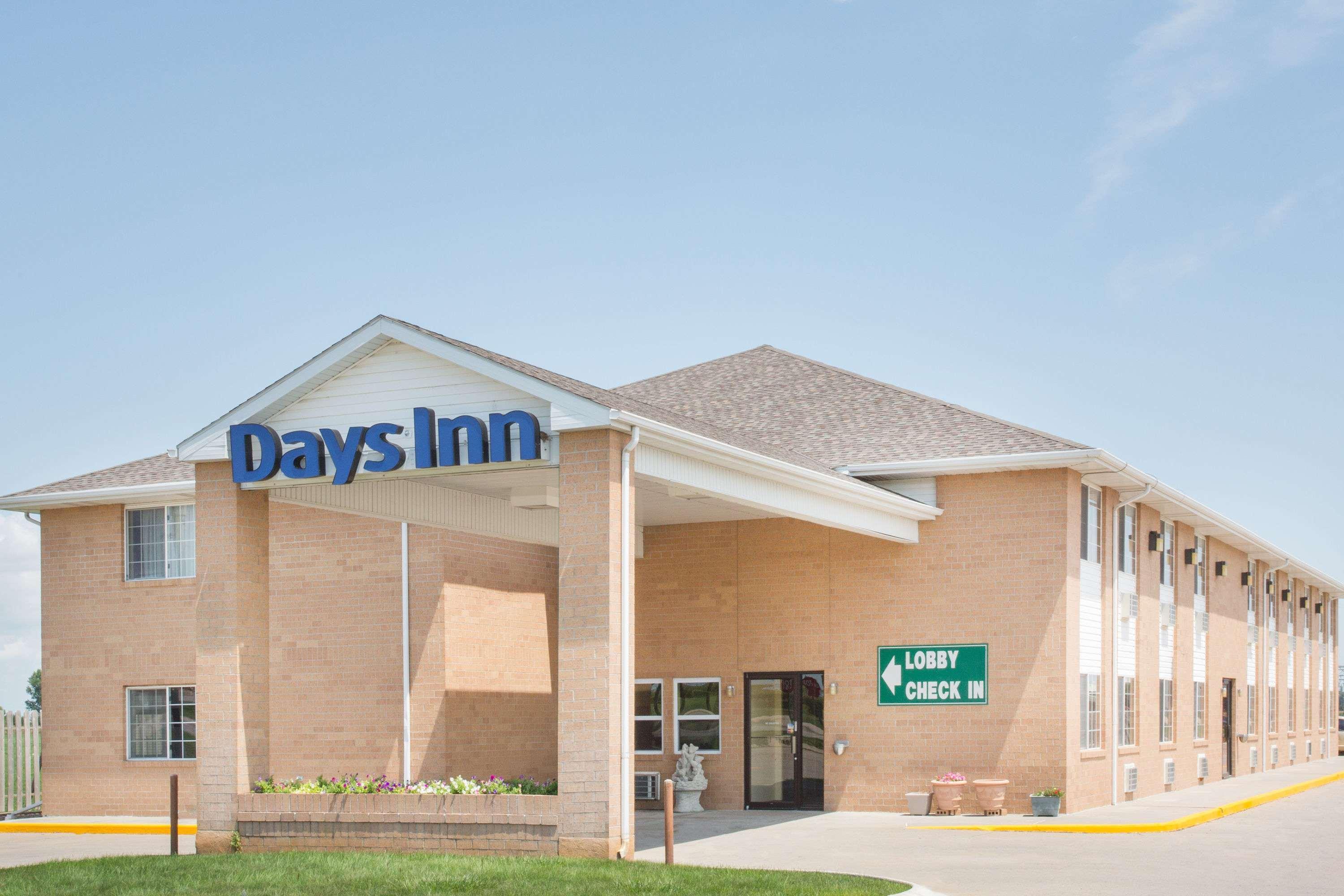 Days Inn By Wyndham Lexington Ne Luaran gambar