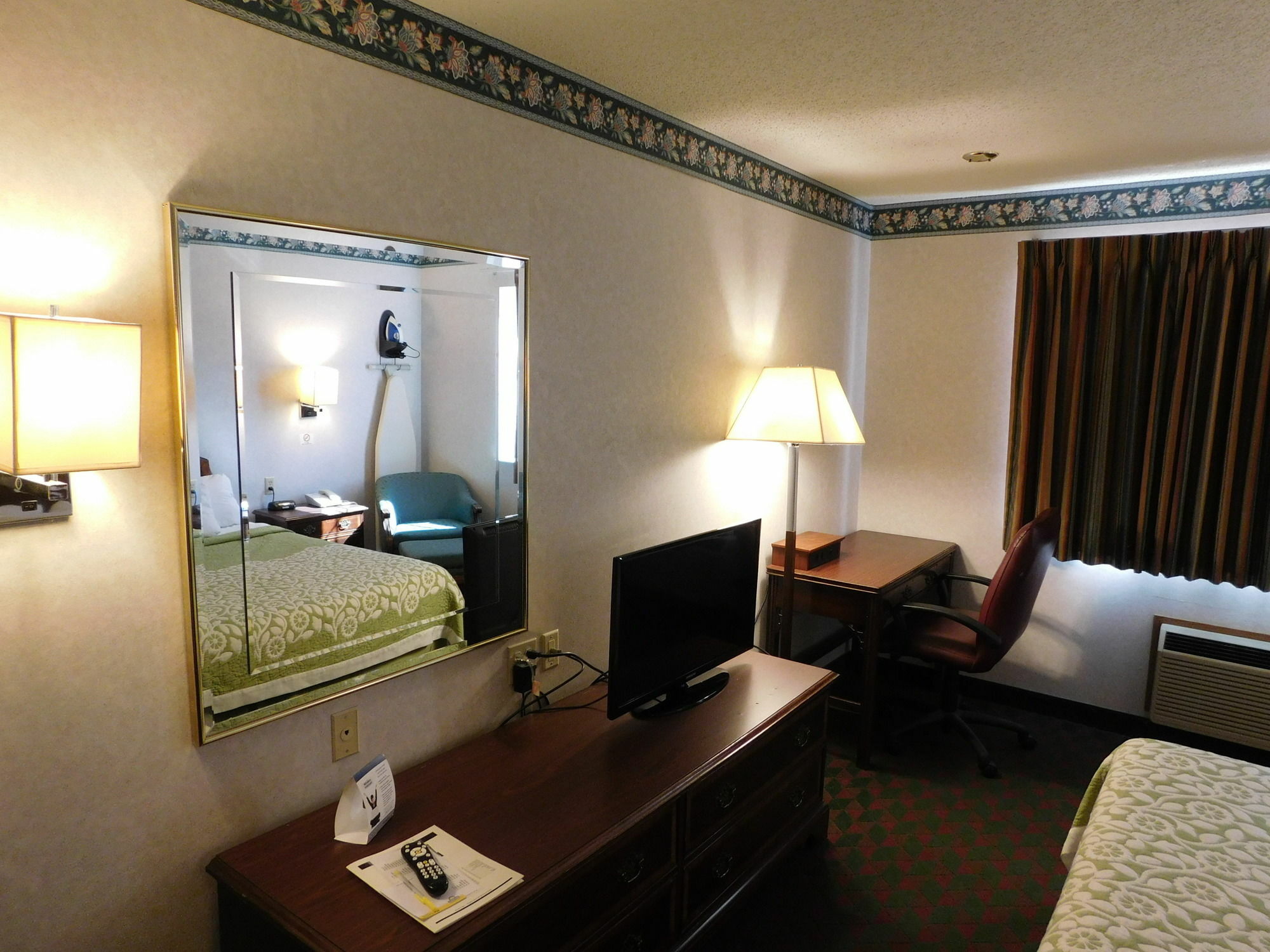 Days Inn By Wyndham Lexington Ne Luaran gambar